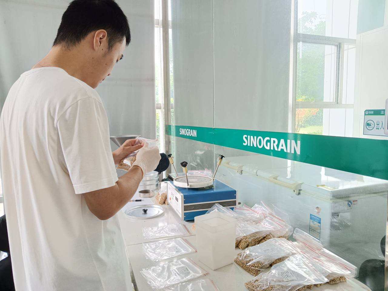 1691582215458429.jpg 1691582215458429.jpg