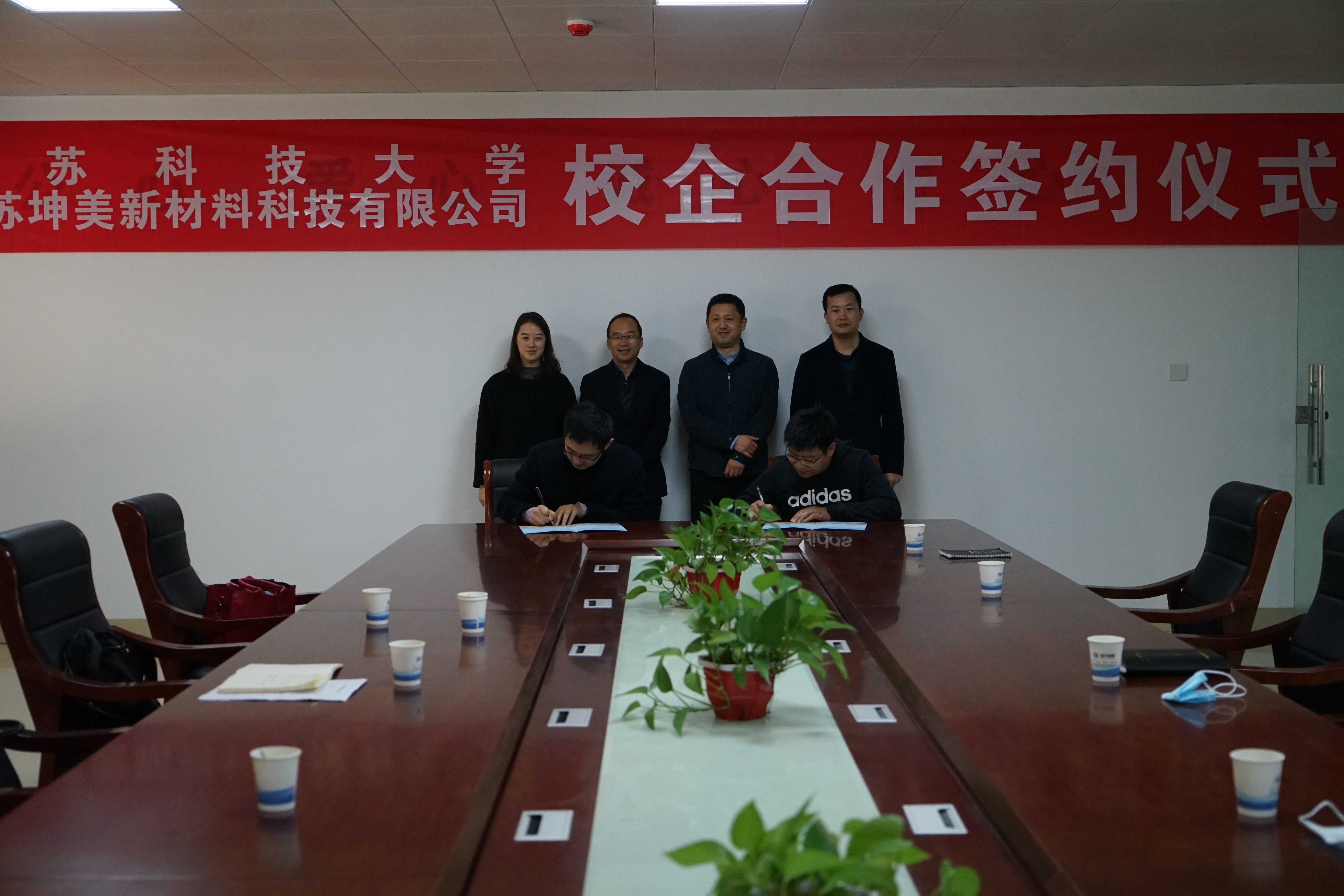 1636623594649924.jpg 1636623594649924.jpg