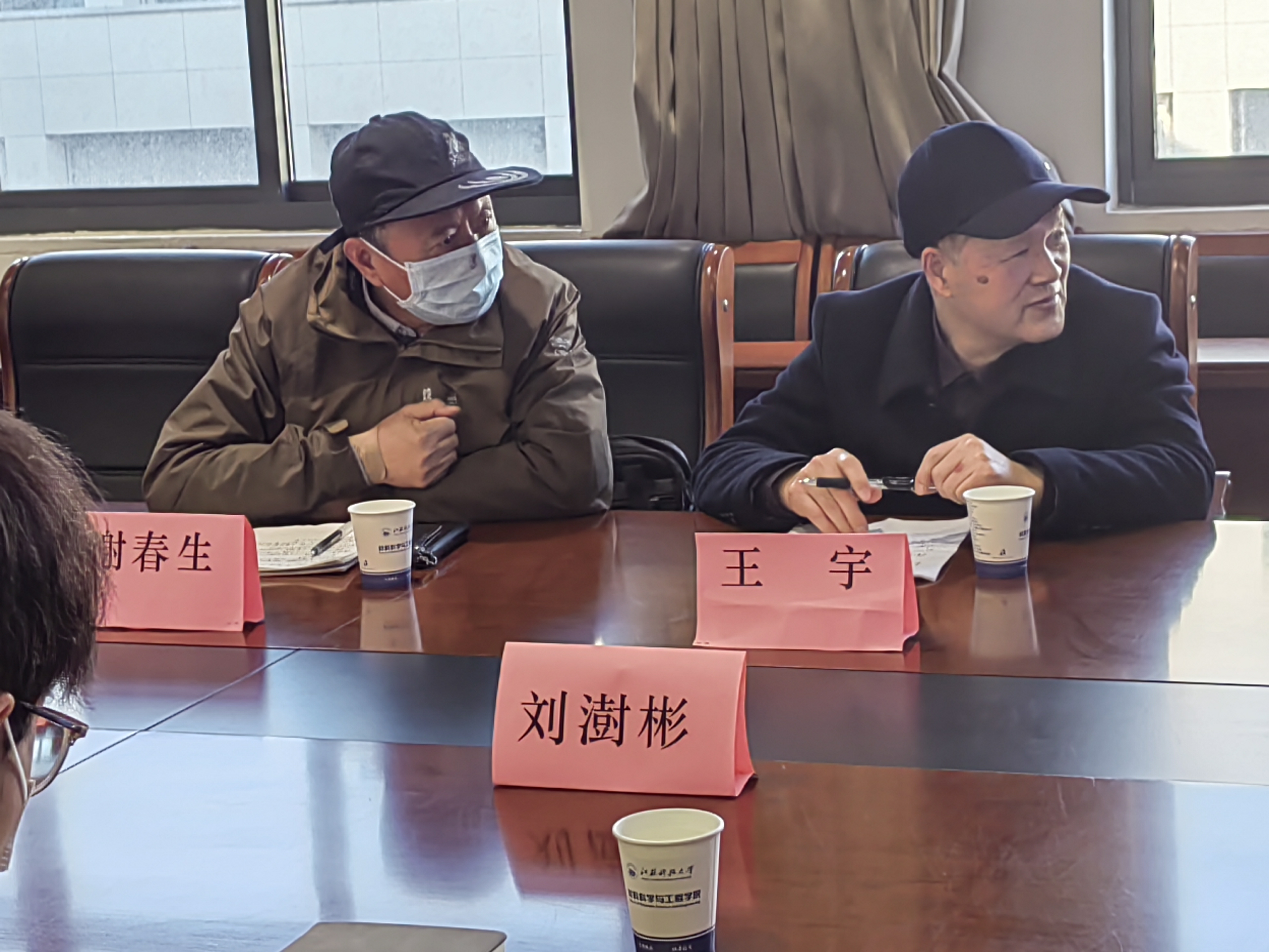 1701673519905905.jpg 21eb3bf0f82afd173adf597f52e9501.jpg