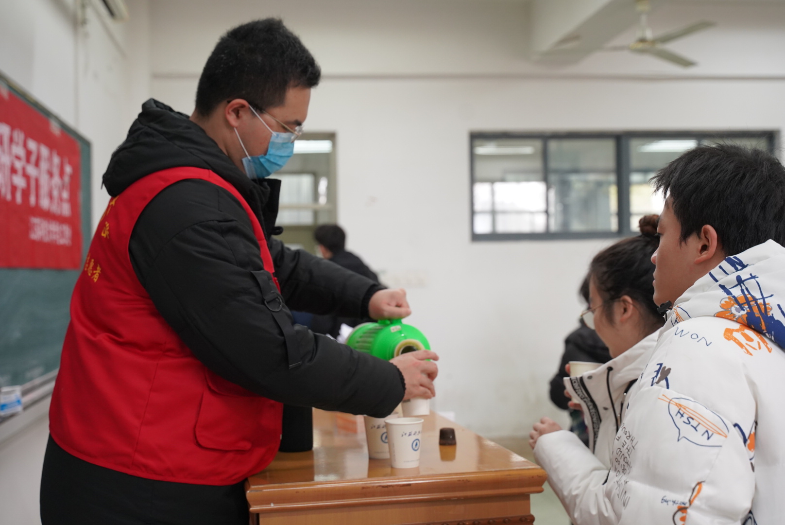 1640660324471908.jpg 照片5c9253906ae27fe6.jpg