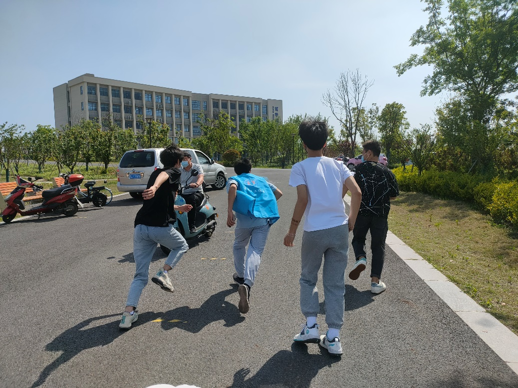 1650956791853902.png 1650956791853902.png